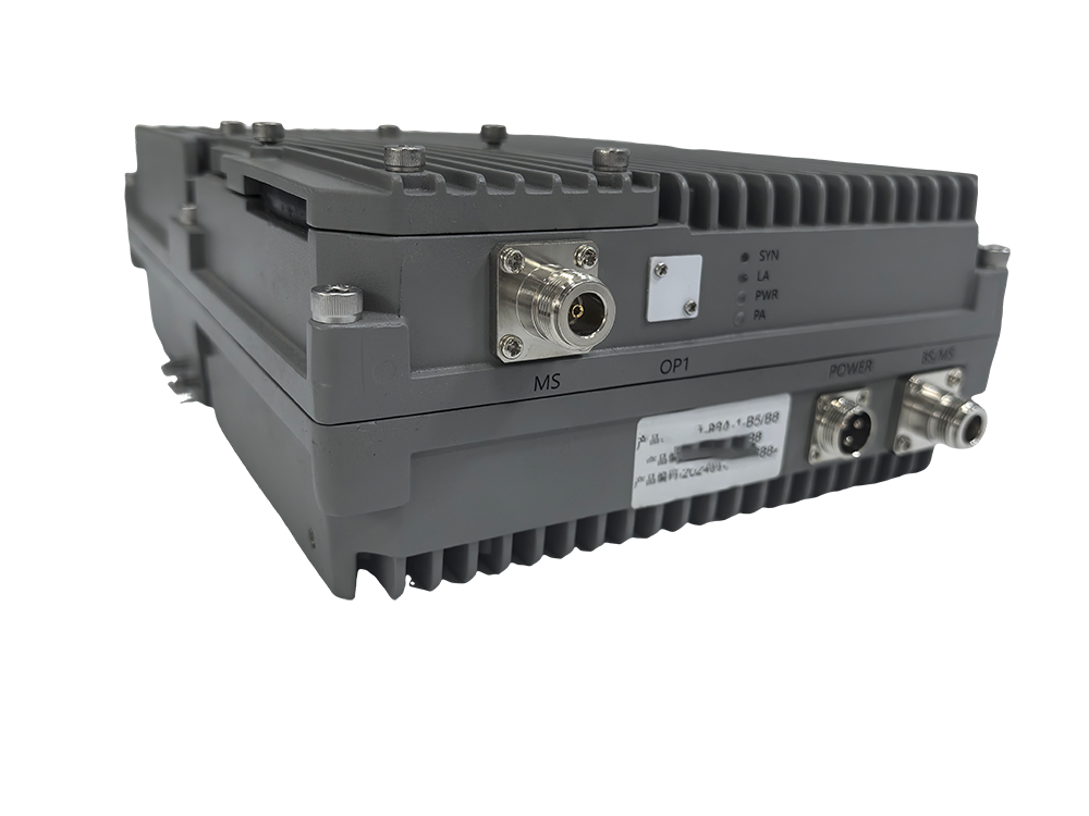  沙湖原种场三频手机信号接收器2000㎡